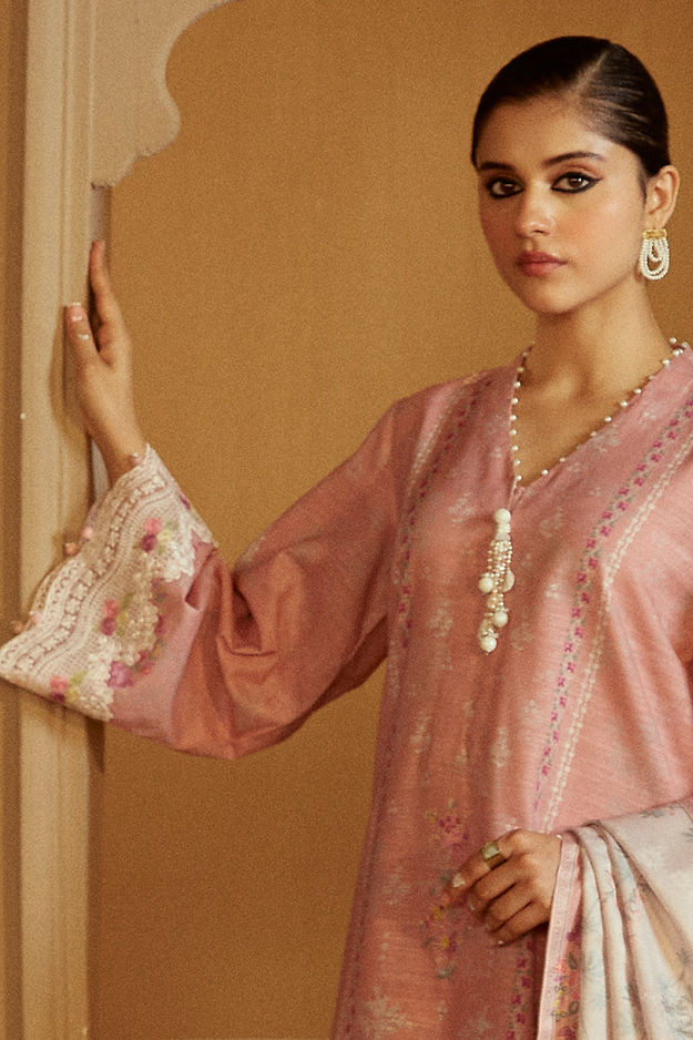 ROSY DEW-3 PC KHADDAR EMBROIDERED SUIT